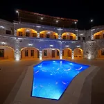 Cave Hotell Göreme
