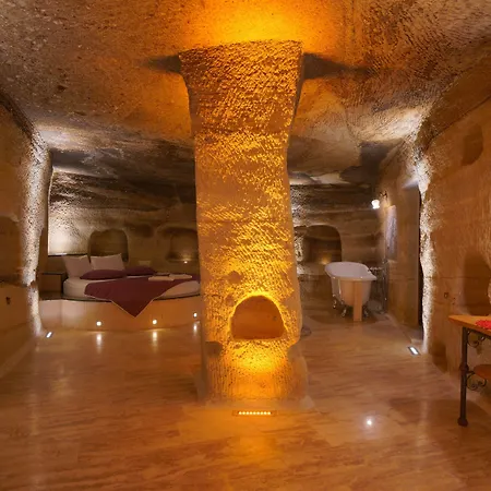 Cave Hotel *