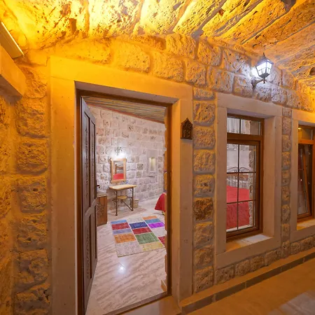 Hotel Cave