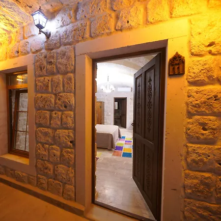 Hotel Cave *